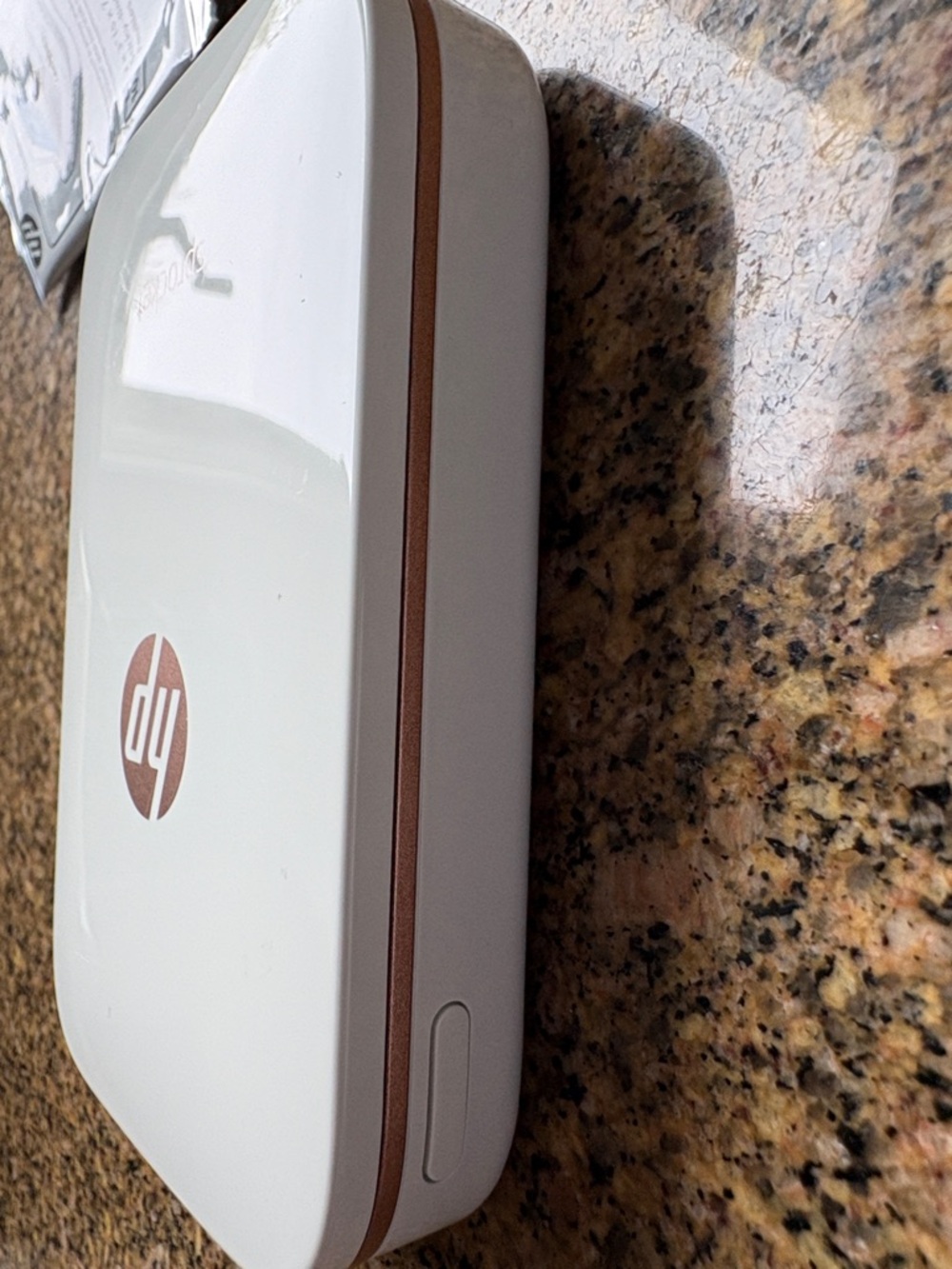 HP Sprocket Pocket Photo Printer - White with Rose Gold Logo - Picture 4 of 9